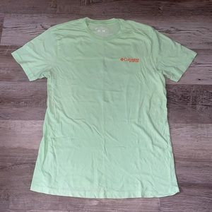 Columbia PFG short sleeves tshirt green size medium